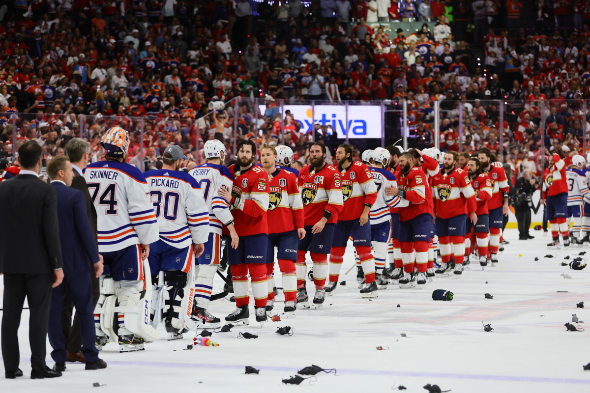 nhl-experts-predict-2025-stanley-cup-final-matchup-athlon-sports
