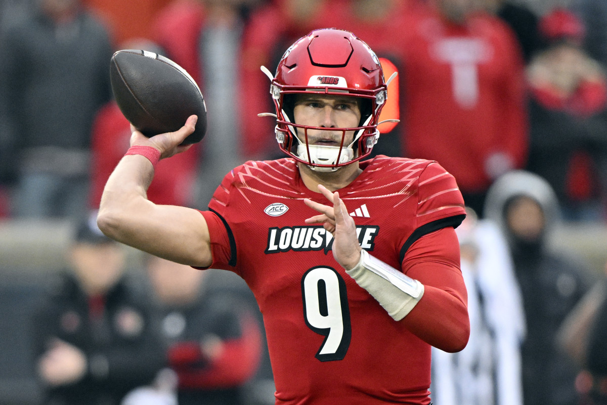 Rams Replace Matthew Stafford With Hidden Gem QB Prospect - Athlon Sports