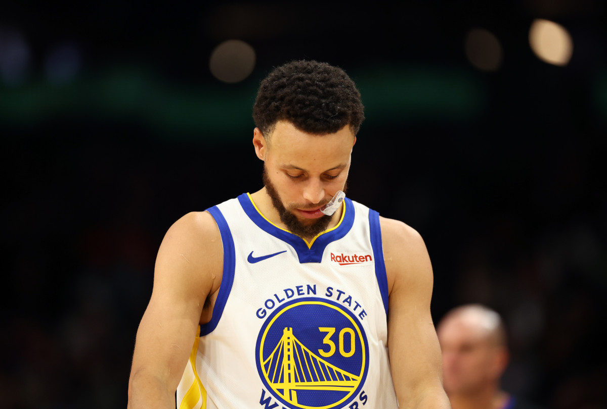Steph Curry's Historic Losing Record vs. Rockets Star Exposed In Warriors' Defeat - Athlon Sports