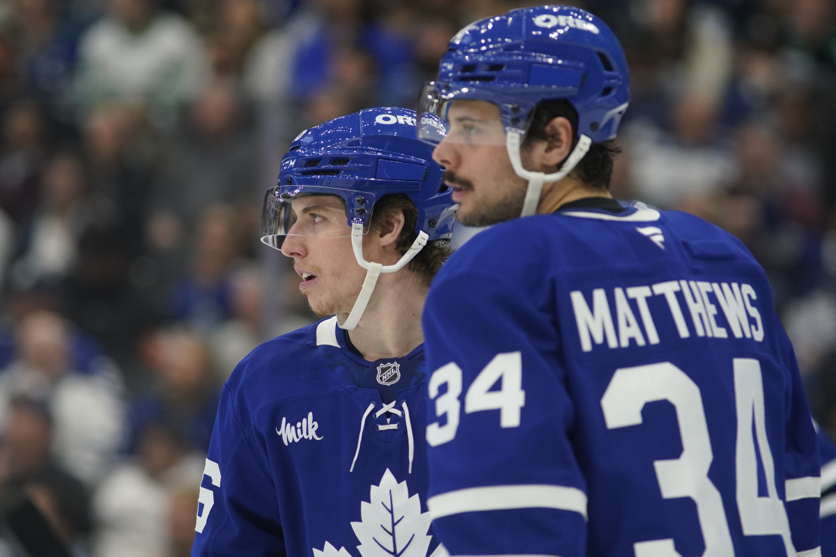 Maple Leafs Coach Calls Out Auston Matthews and Mitch Marner Line After Loss - Athlon Sports