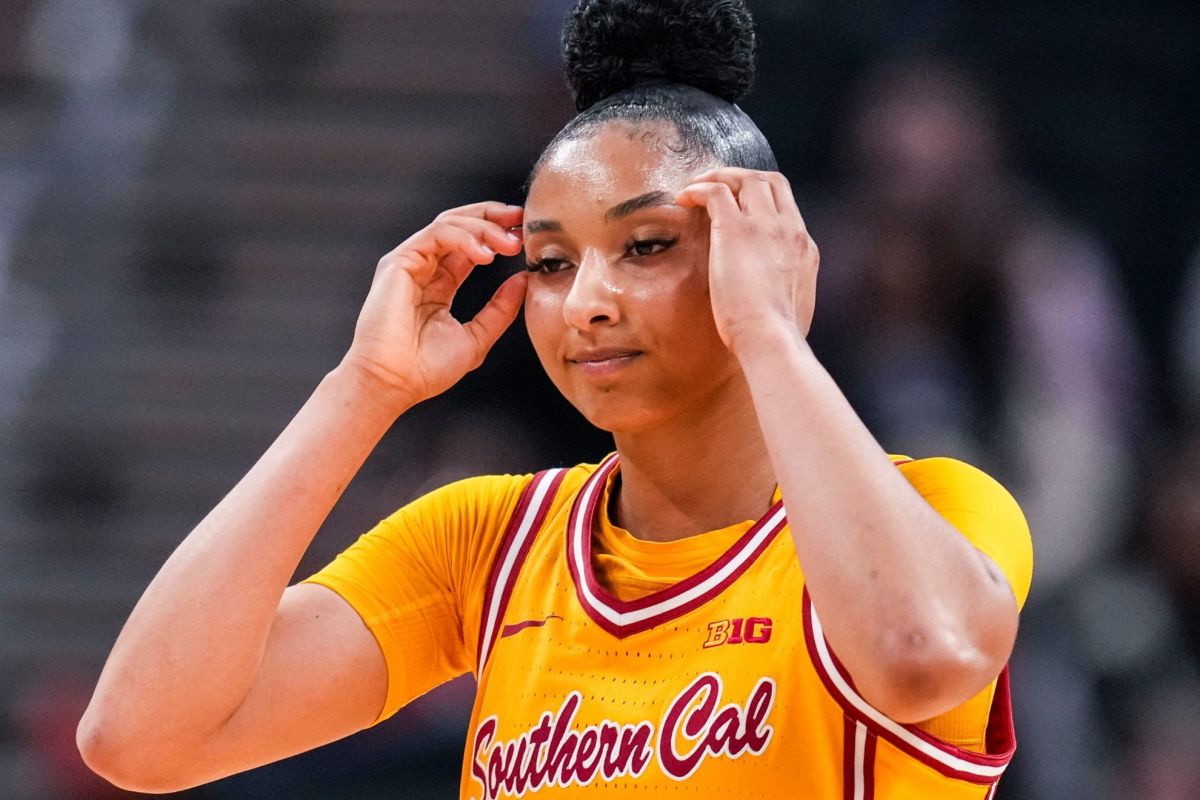 USC Trojans guard JuJu Watkins (12).