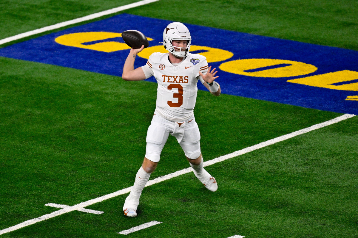 Dolphins Make Major Quinn Ewers Announcement - Athlon Sports