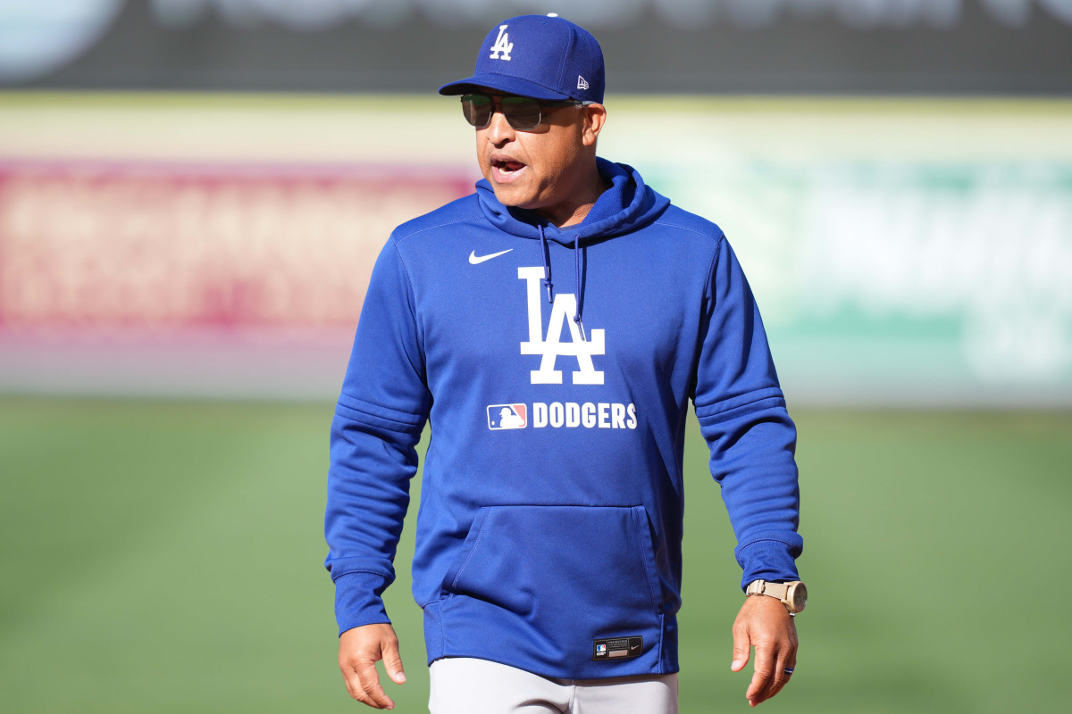 Dave Roberts Sends Strong Message After Dodgers' Humiliating Loss to Cubs -  Athlon Sports