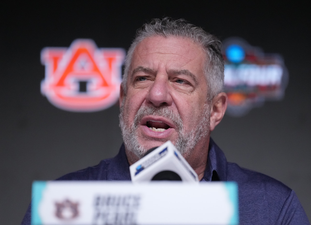 Auburn head coach Bruce Pearl.