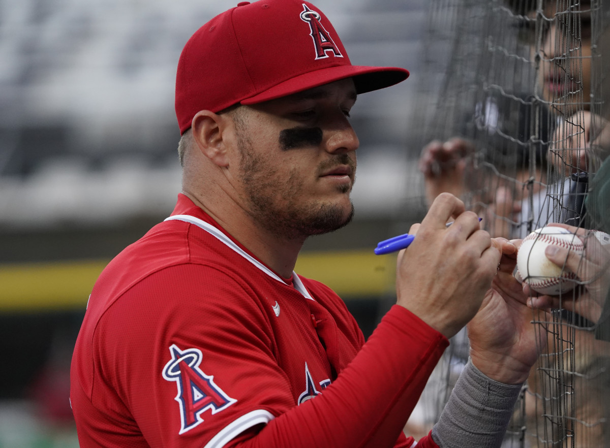 Angels’ Mike Trout Inching Closer to Unexpected $50,000 Reward - Athlon Sports