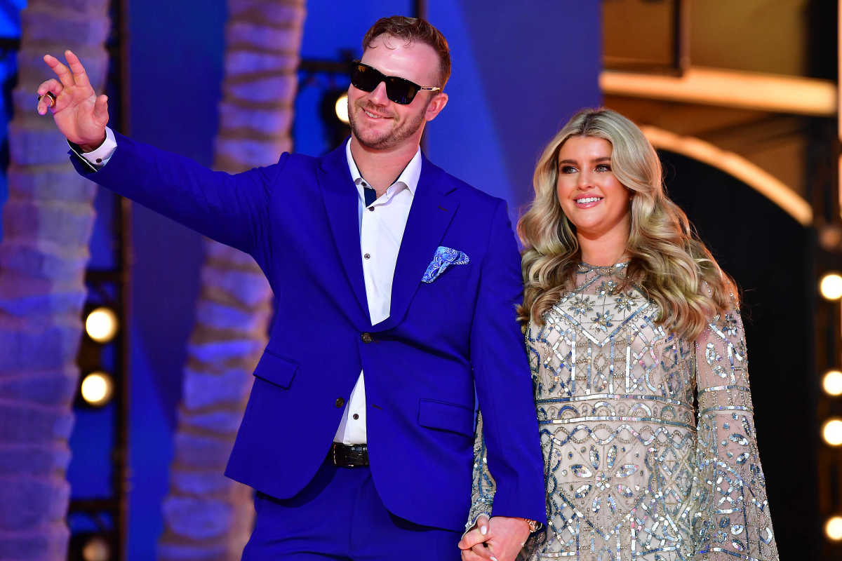 Pete Alonso Announces Major Personal News with Longtime Girlfriend - Athlon  Sports