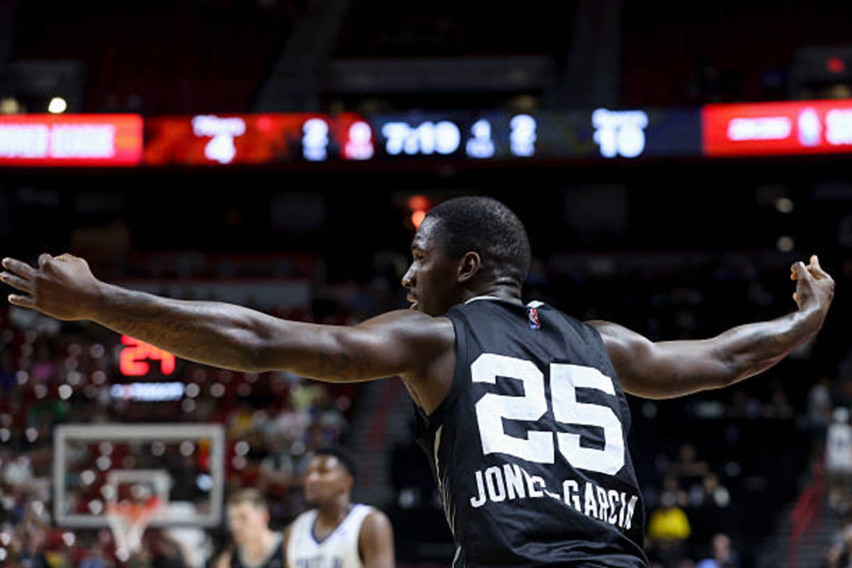 David Jones-Garcia Continues to Shine in Summer League - Athlon Sports
