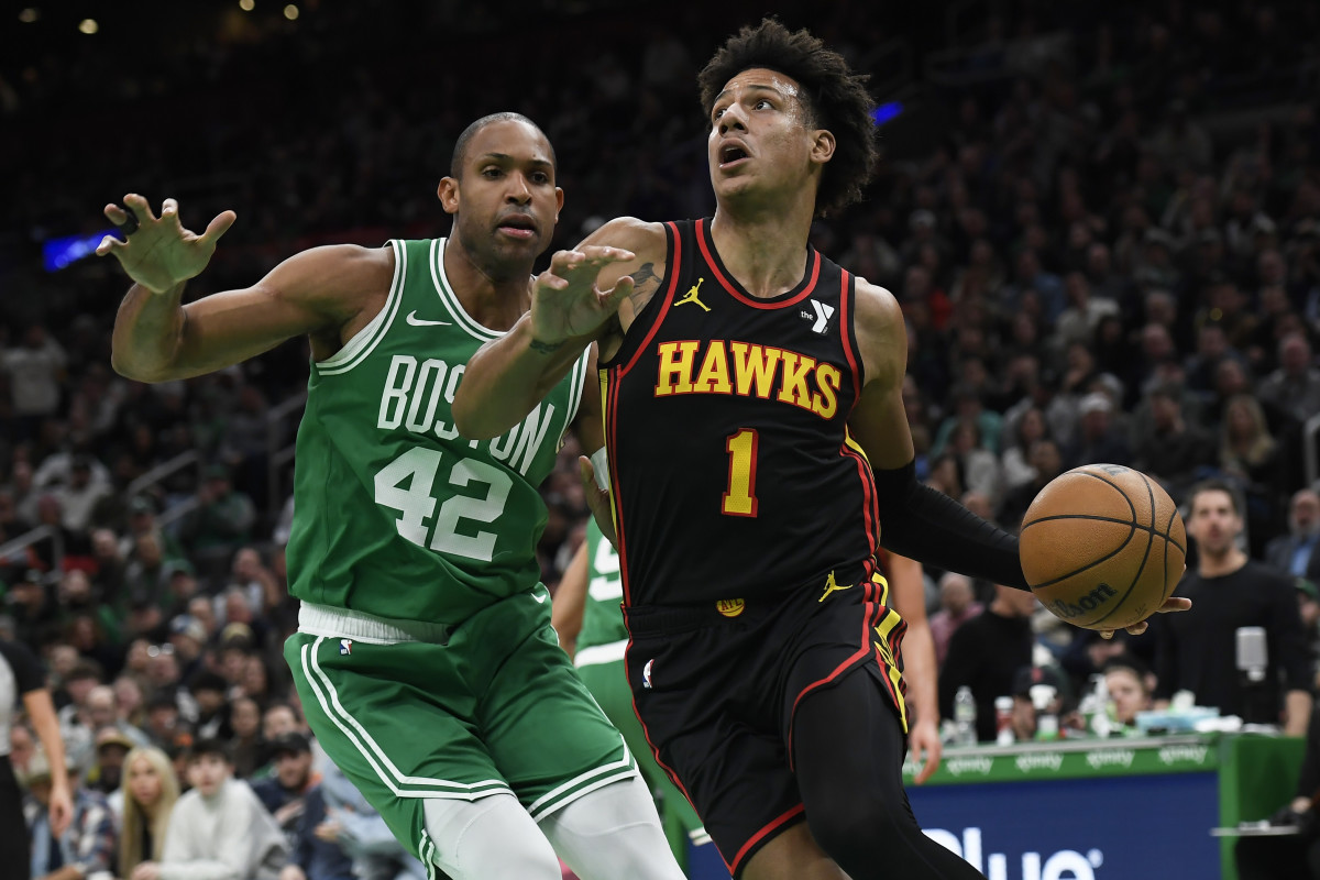Hawks Rumored to Reunite With Former All-Star Center: Insider - Athlon Sports