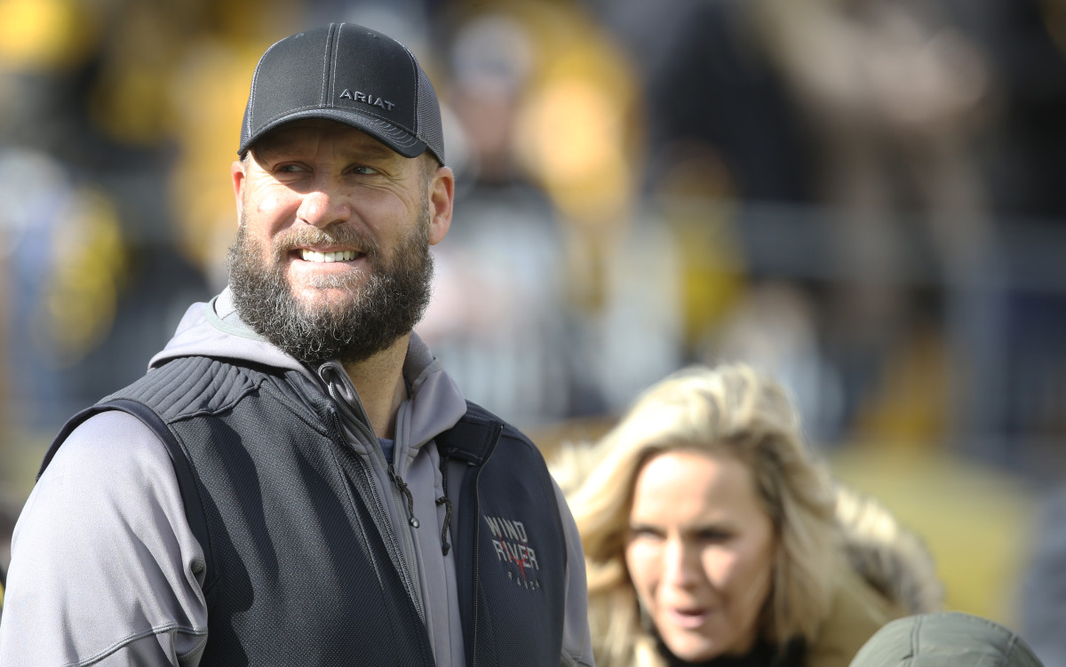 Ben Roethlisberger Breaks Silence on Steelers-Dolphins Trade - Athlon Sports