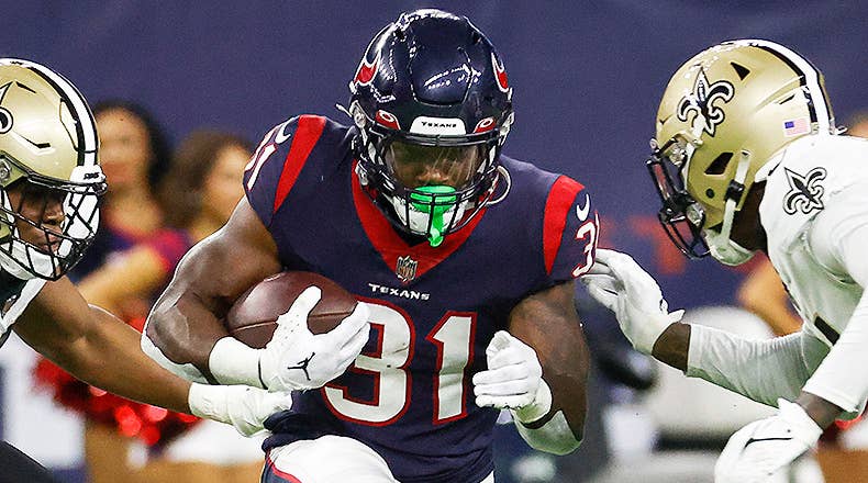 Dallas Cowboys Urged to Trade for Texans Running Back Dameon Pierce ...