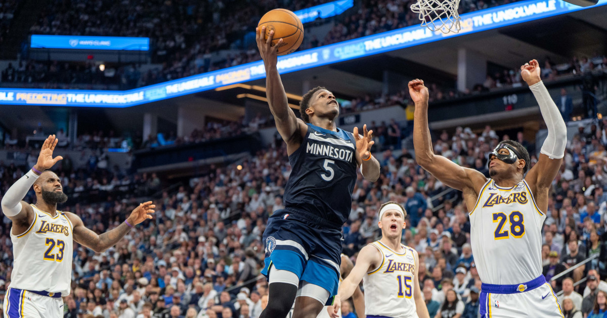 Anthony Edwards Sends Strong Message To His Teammates About Clutch Time - Athlon Sports