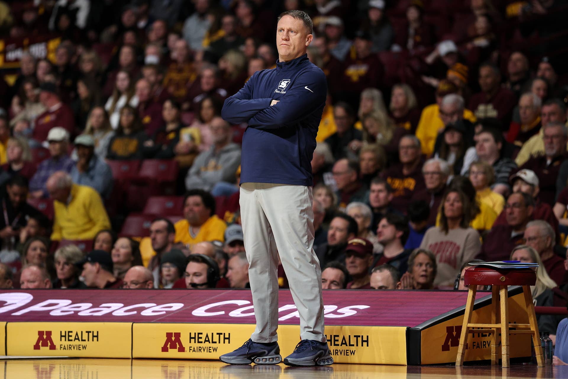 7-Foot Big Man Makes College Basketball Decision on Tuesday - Athlon Sports