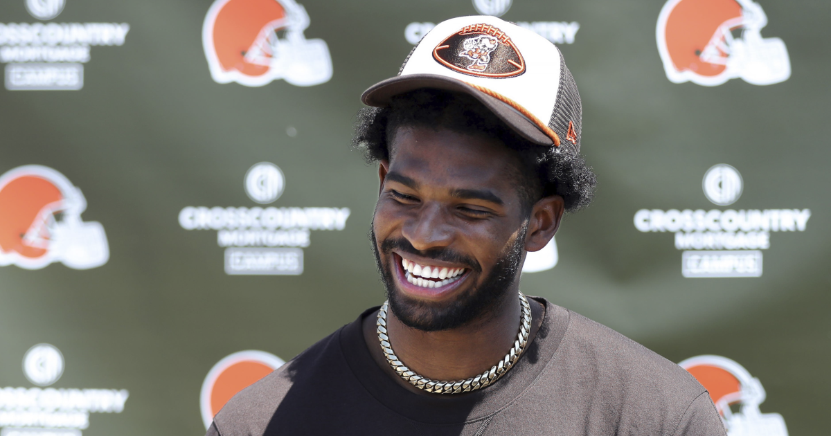 &quot;He&#39;s very misunderstood&quot;: Colorado teammate defends Shedeur Sanders