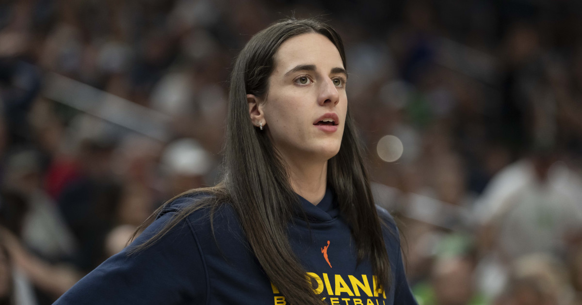 Caitlin Clark News Turns Heads on Wednesday - Athlon Sports