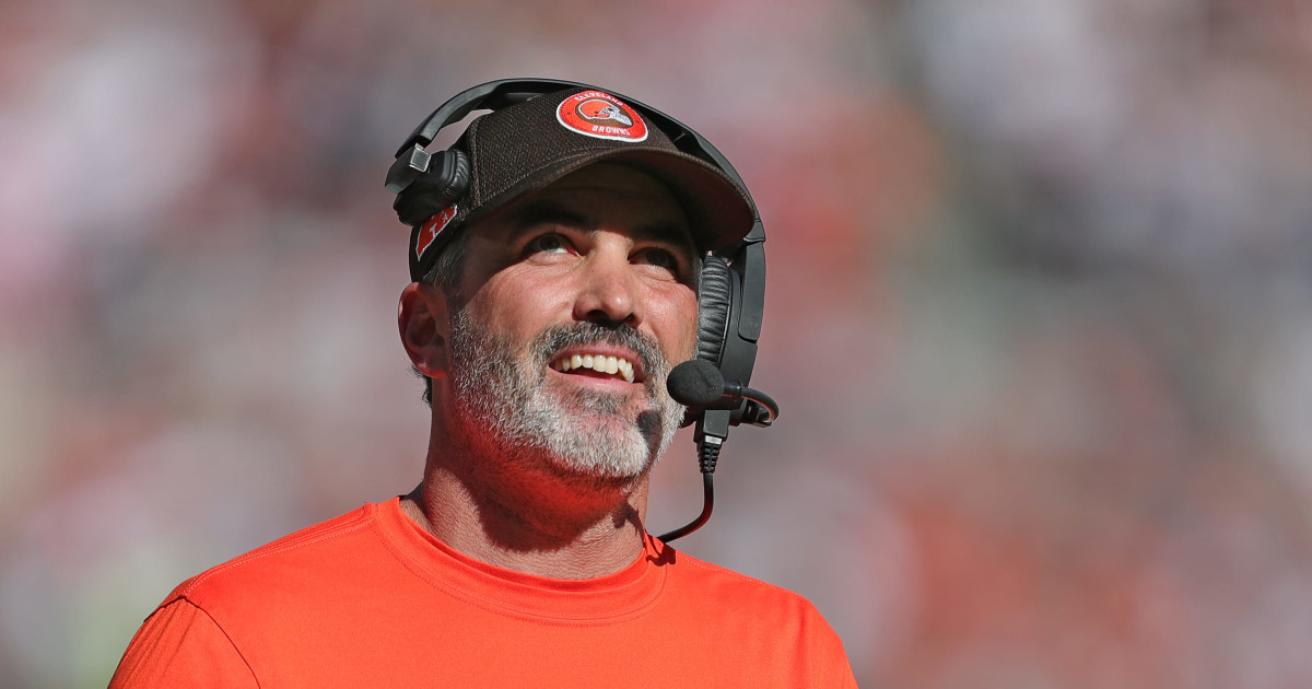 Browns' Kevin Stefanski Faces 'Personal' Allegations After Shedeur Sanders Decision - Athlon Sports