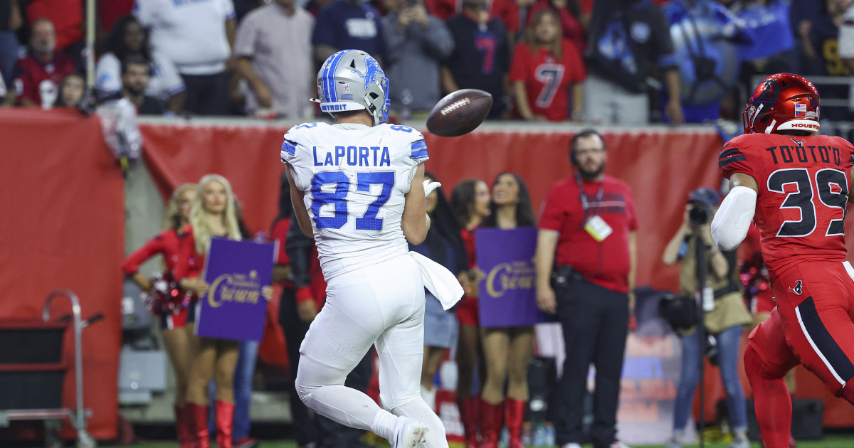 Lions Fans React to Concerning Sam LaPorta News - Athlon Sports