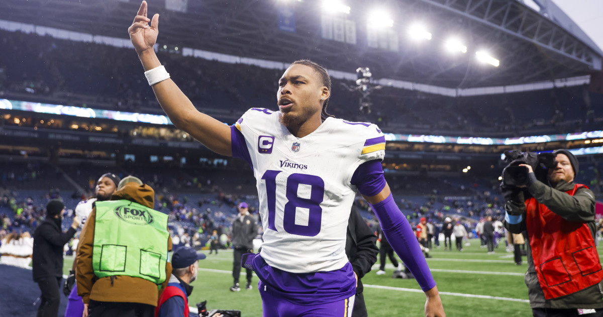 NFL Reacts to Vikings' Justin Jefferson Announcement on Monday - Athlon  Sports