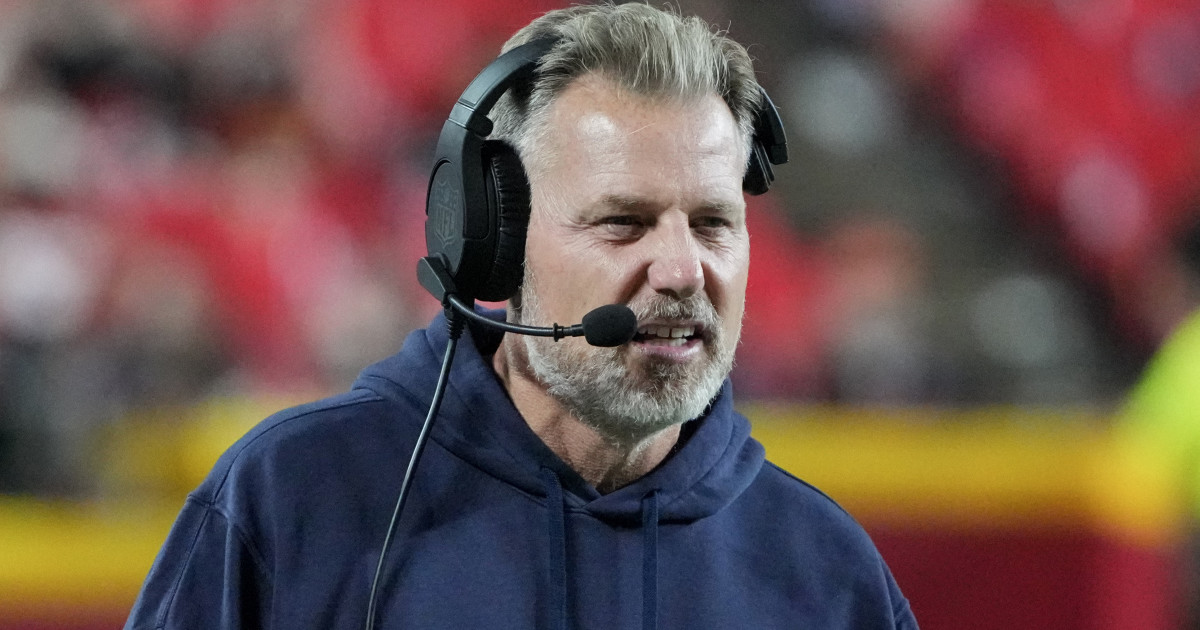 Cowboys Defense Embracing Matt Eberflus’ Turnover Mentality at Camp - Athlon Sports