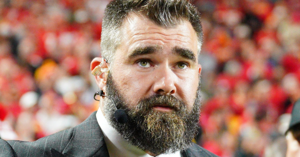 Philadelphia Eagles Legend Jason Kelce Offers Brutal Shedeur Sanders  Opinion - Athlon Sports