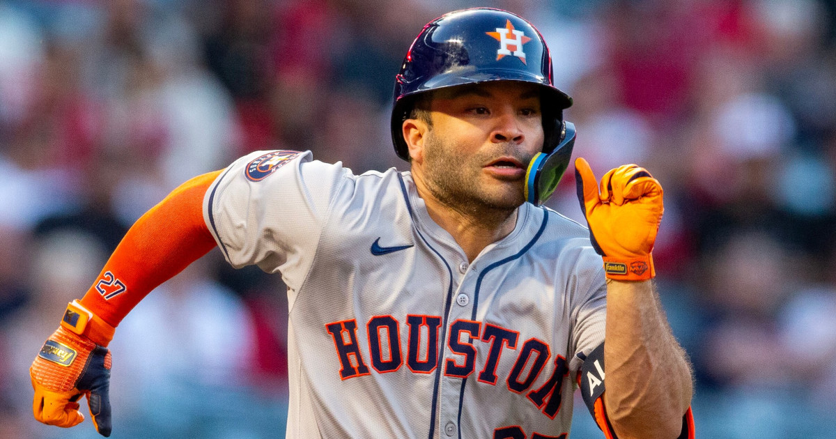Jose Altuve Joins Historic List With Performance Against New York Yankees - Athlon Sports