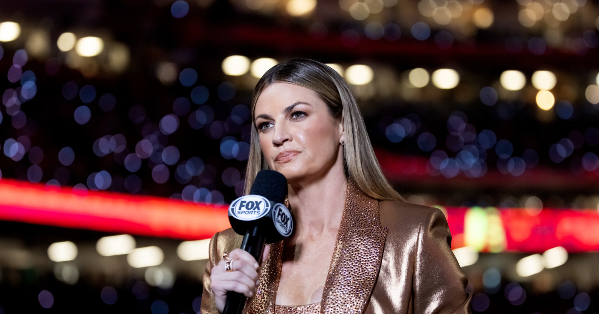 Erin Andrews' Interview With Cowboys QB Dak Prescott is Turning Heads - Athlon Sports