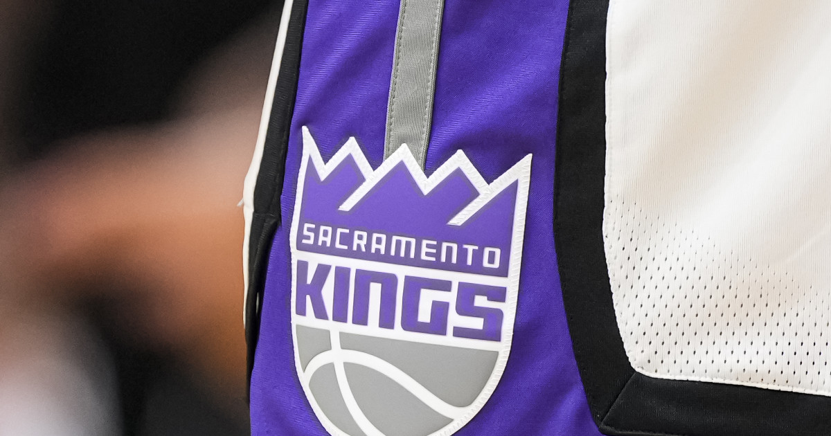 CBS Analyst Ranks Kings' Front Office Among NBA’s Worst - Athlon Sports