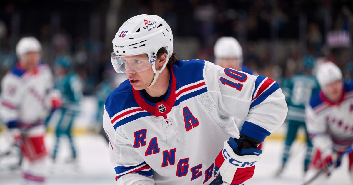 NHL Insider Weighs in on What’s Next for NY Rangers' Artemi Panarin - Athlon Sports