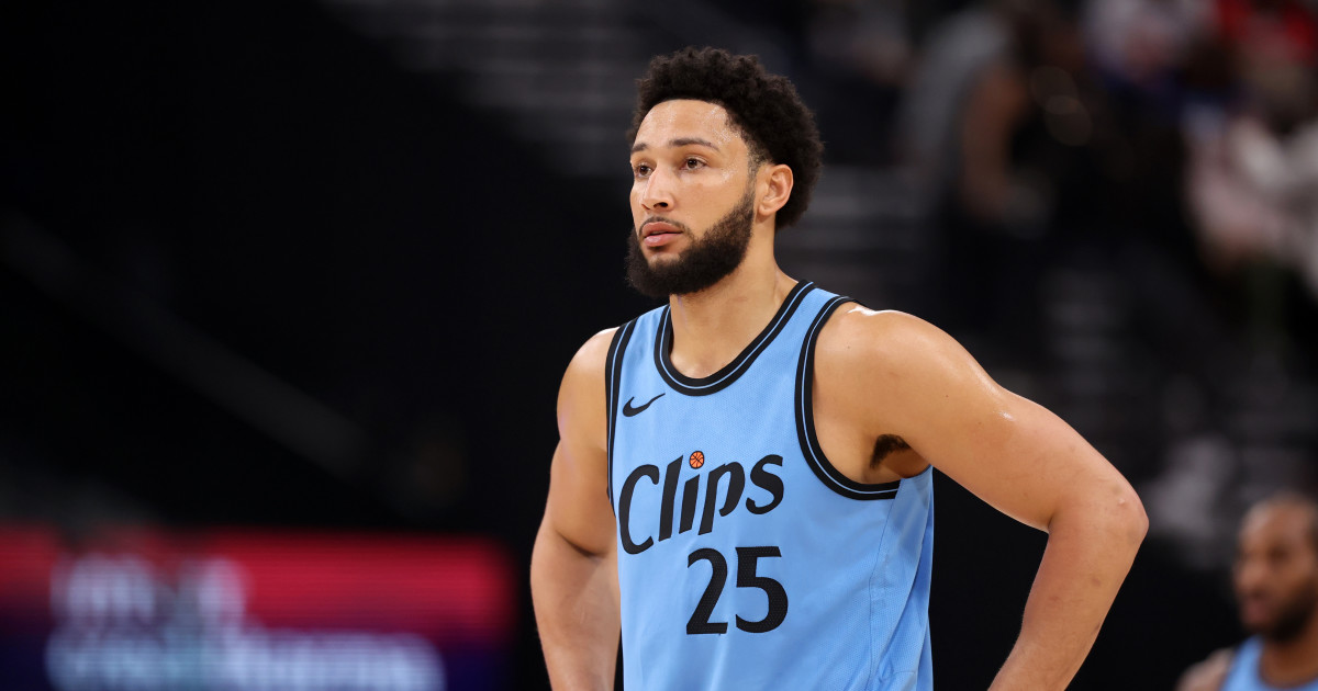 Knicks Tabbed a 'Longshot' to Sign Controversial Ex-Star - Athlon Sports