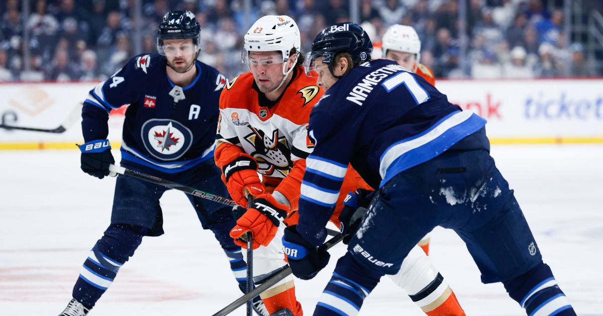 Maple Leafs Urged to Strike Early on Rising 22-Year-Old Ducks RFA - Athlon Sports