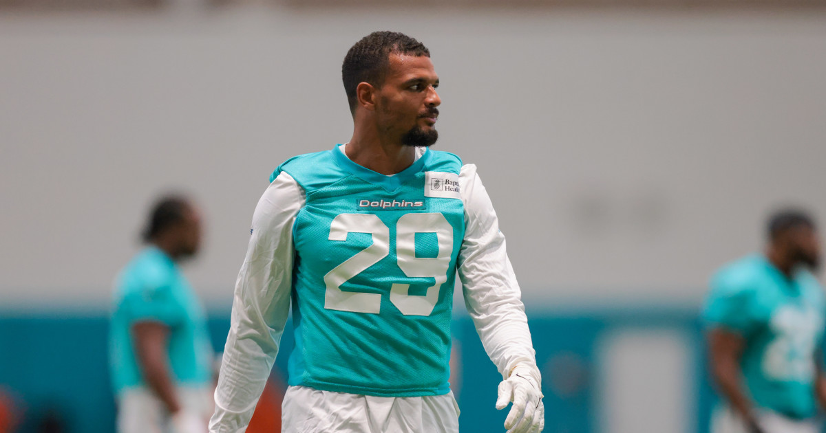 Dolphins’ Minkah Fitzpatrick Hires New Agent Drew Rosenhaus in Hope for New Contract - Athlon Sports
