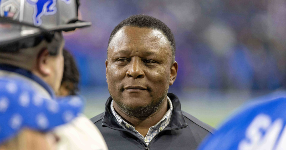 Lions Legend Barry Sanders Makes Jahmyr Gibbs, David Montgomery Themed Announcement - Athlon Sports