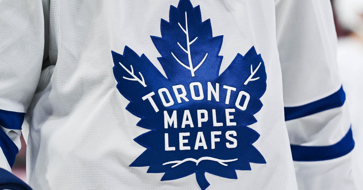 New Contract Won’t Save Maple Leafs' 'Bubble Guy' From Waivers, Claims Former NHLer - Athlon Sports