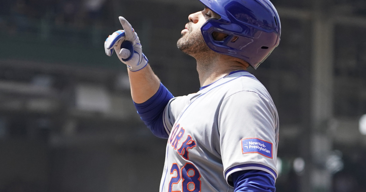 J.D. Martinez Named as Mets’ Fix After Brutal Guardians Sweep - Athlon Sports