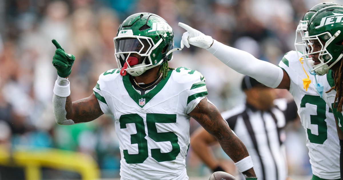 Texans Signing Super Bowl Champion to Shore Up Secondary - Athlon Sports