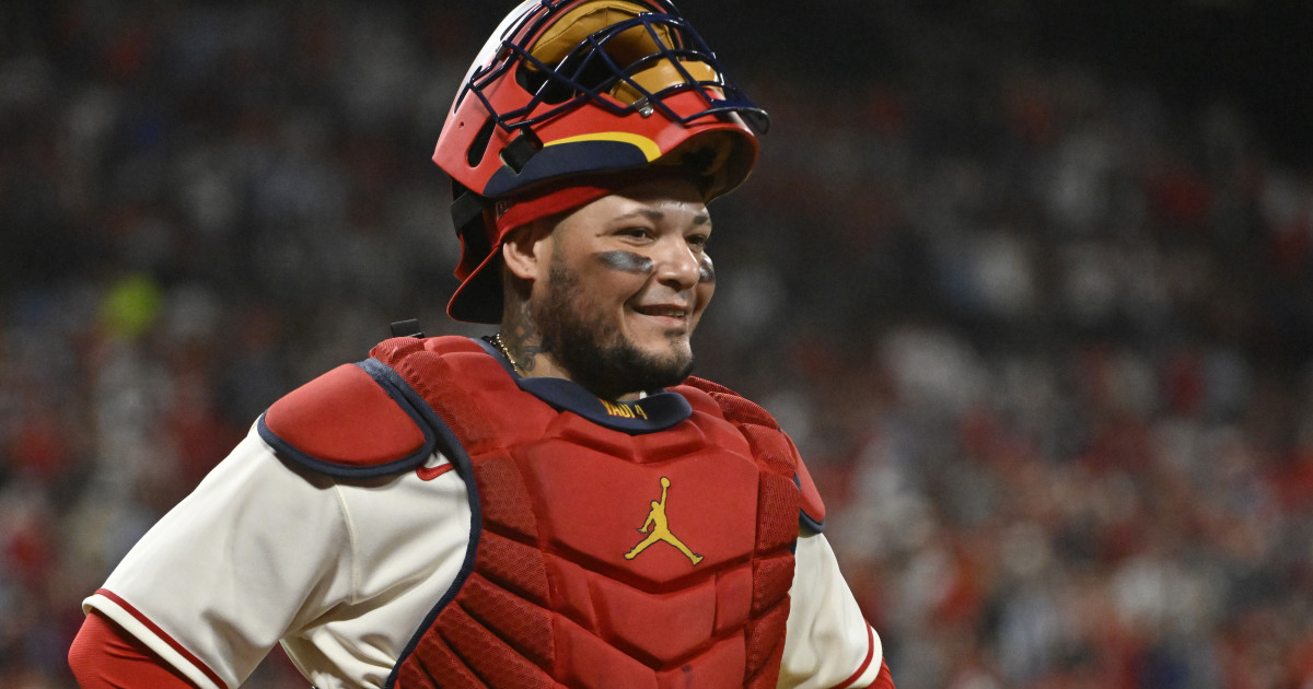 Cardinals' Oli Marmol Had One Word After Yadier Molina News - Athlon Sports