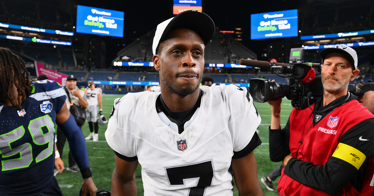 Geno Smith, Maxx Crosby Could Face Punishment After Seahawks Game - Athlon Sports