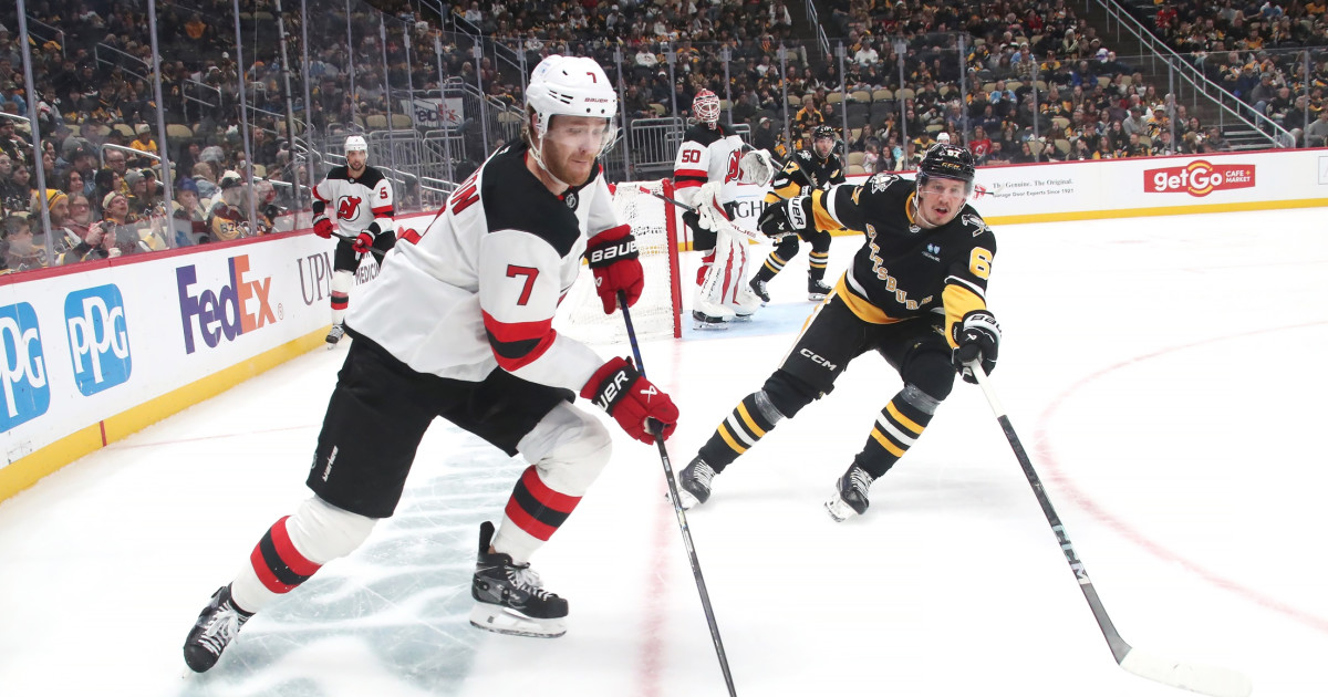 Carolina Hurricanes Predicted to Trade For Another All-Star - Athlon Sports