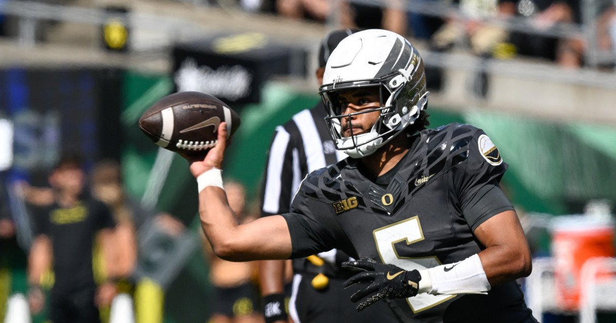 Oregon's New 'Shoe Duck' Uniform Added to EA Sports College Football 26