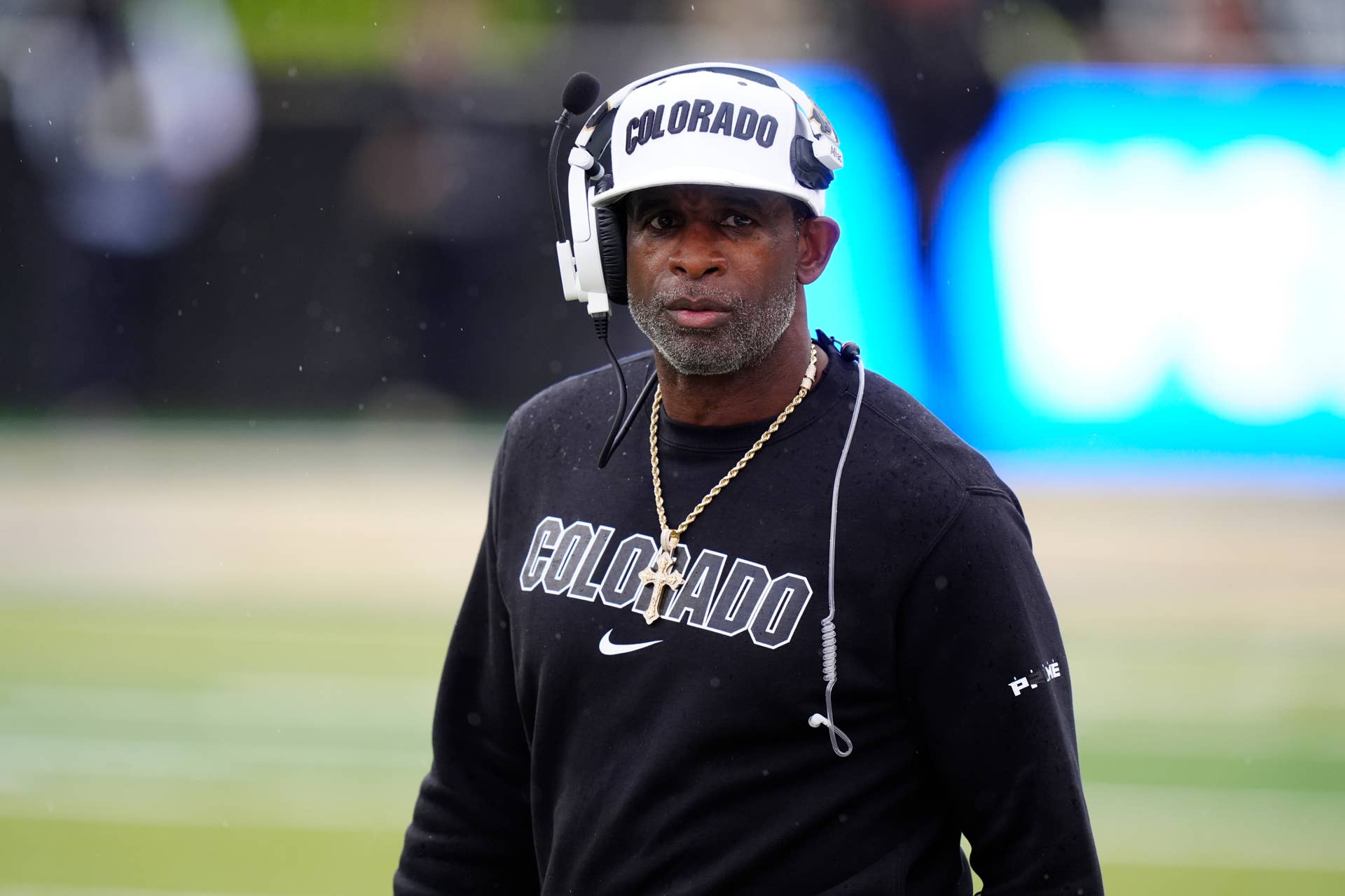 Deion Sanders reagiert am Montag auf die Neuigkeiten zu Shedeur Sanders