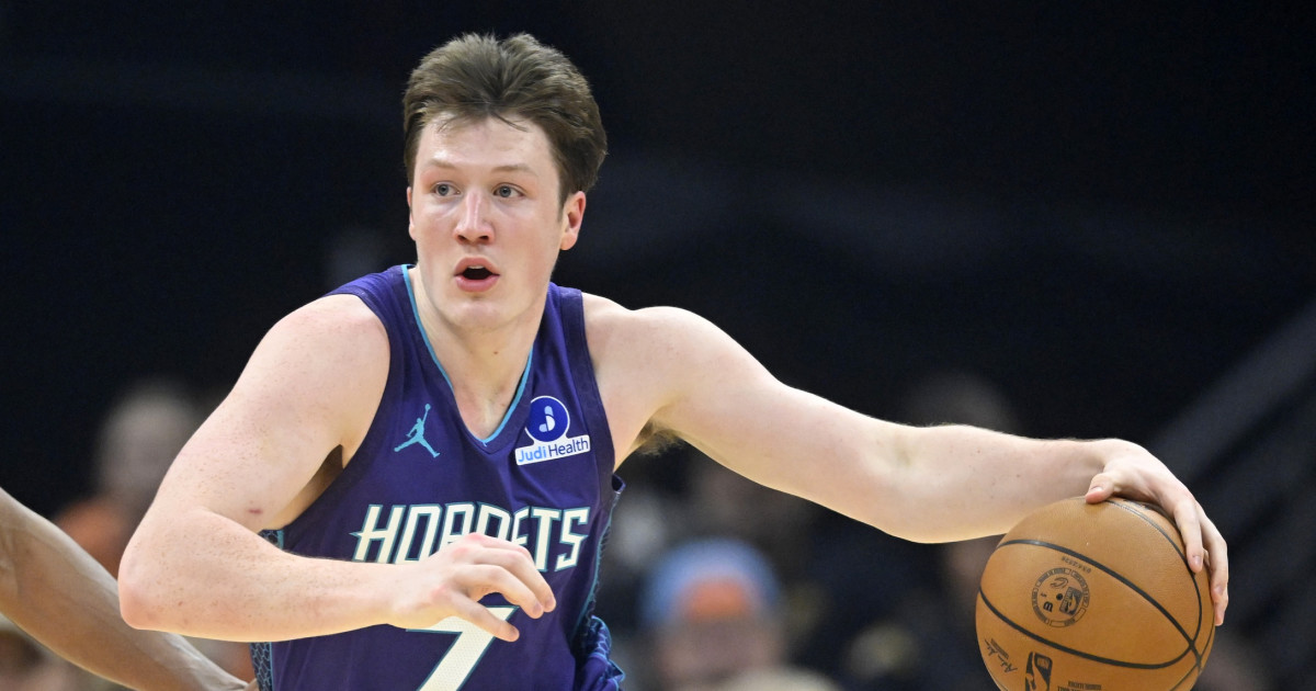 Why Hornets' Kon Knueppel Has Realistic Chance to Win Rookie of the Year - Athlon Sports