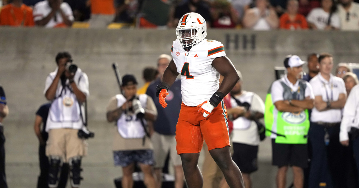 Cowboys Gain Pass Rush Prowess in 2026 NFL Mock Draft - Athlon Sports