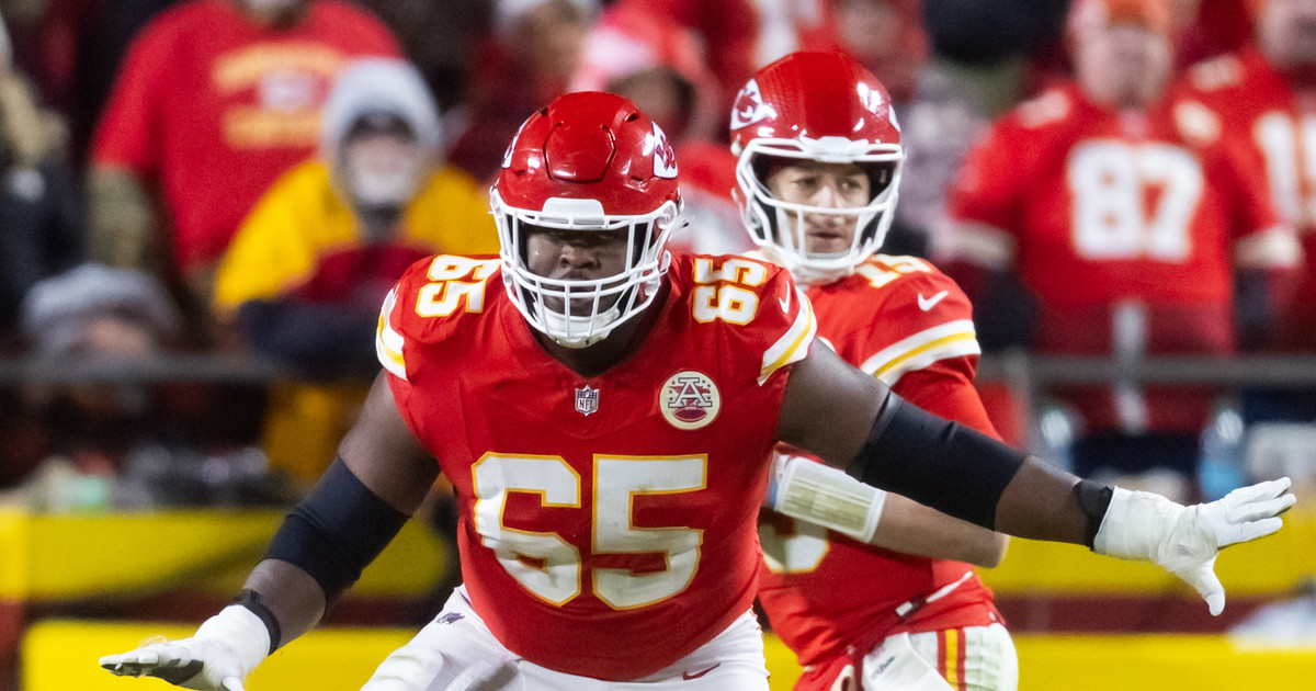 Chiefs BREAKING As Trey Smith Signs Historic $94 Million Contract Before Deadline - Athlon Sports