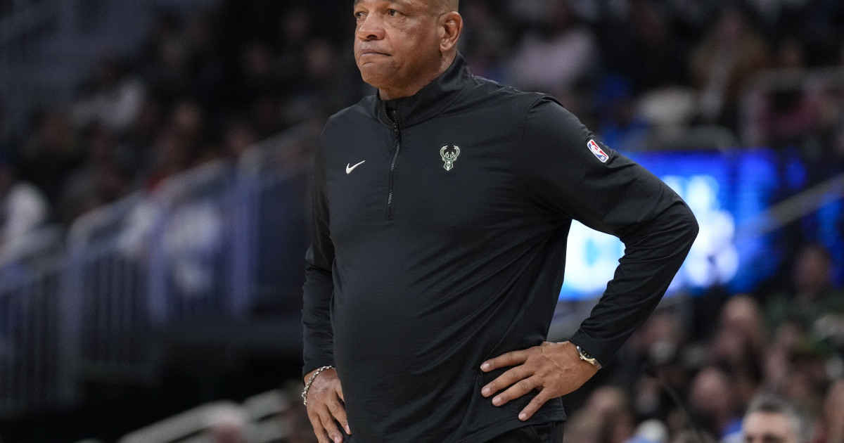 Bucks Send Five-Word Message on Former $39 Million Guard - Athlon Sports