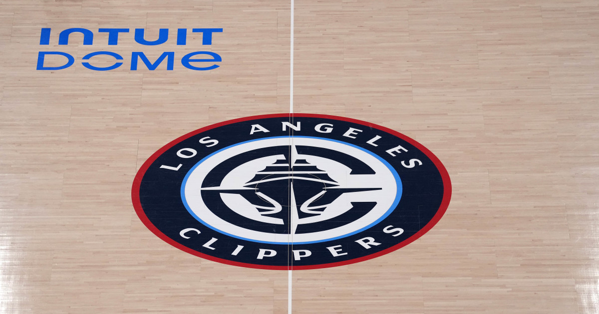 GM Confirms Clippers ‘Strongly Considering’ Reunion with Former All-Star - Athlon Sports