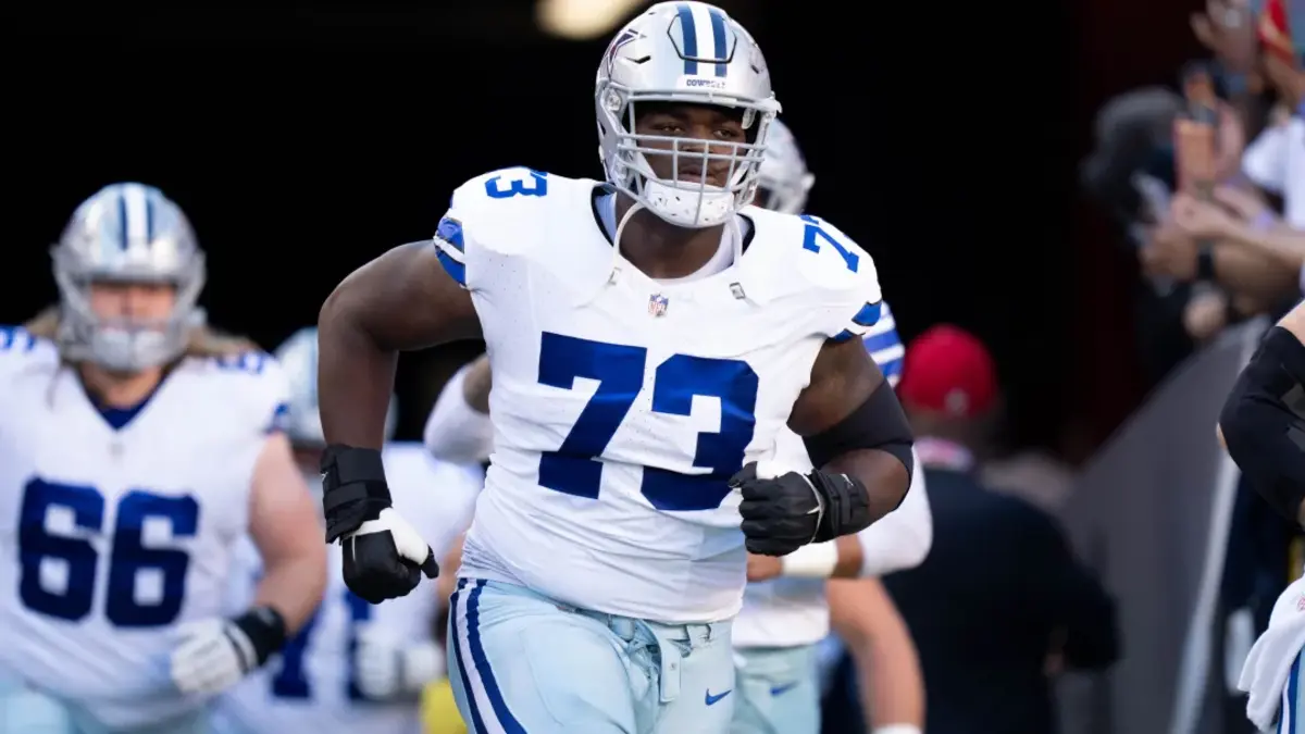 Tyler Smith Poised as Heartbeat Of Brian Schottenheimer's Dallas Cowboys  Vision - Athlon Sports