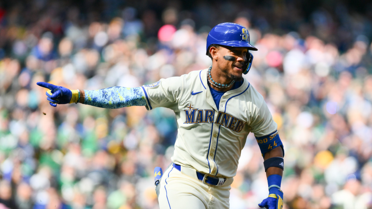 Mariners Star Julio Rodriguez Made MLB History on Sunday - Athlon Sports