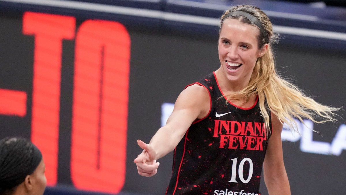 Lexie Hull Ties Fever Franchise Record During Game 3 of WNBA Semifinals vs.  Aces - Athlon Sports