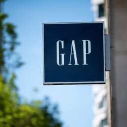 Gap’s $5 V-Neck Cotton Tees Are Soft, Comfy & 75% Off