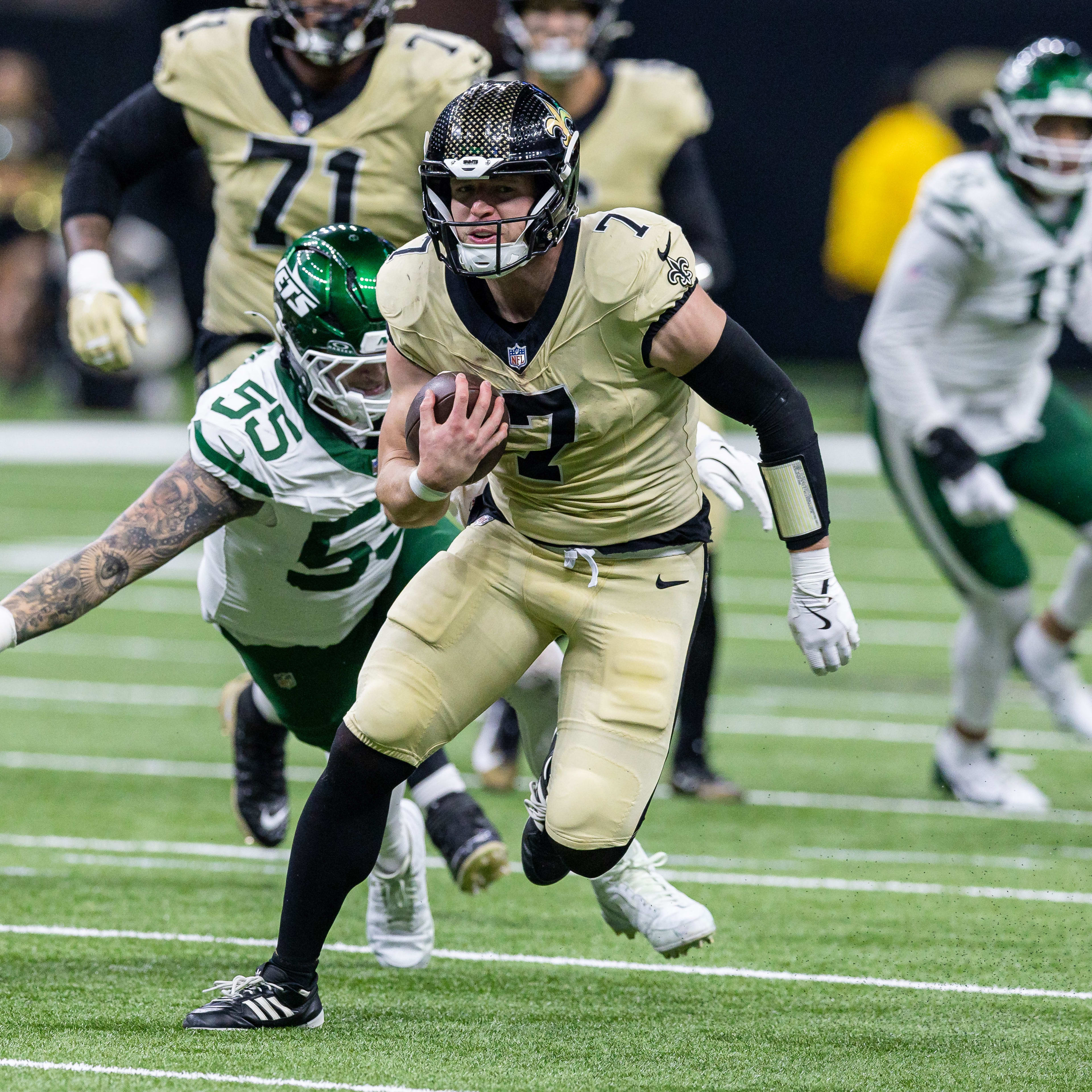 Fantasy Football Week 17 Waiver Wire: Bringing Home a Title