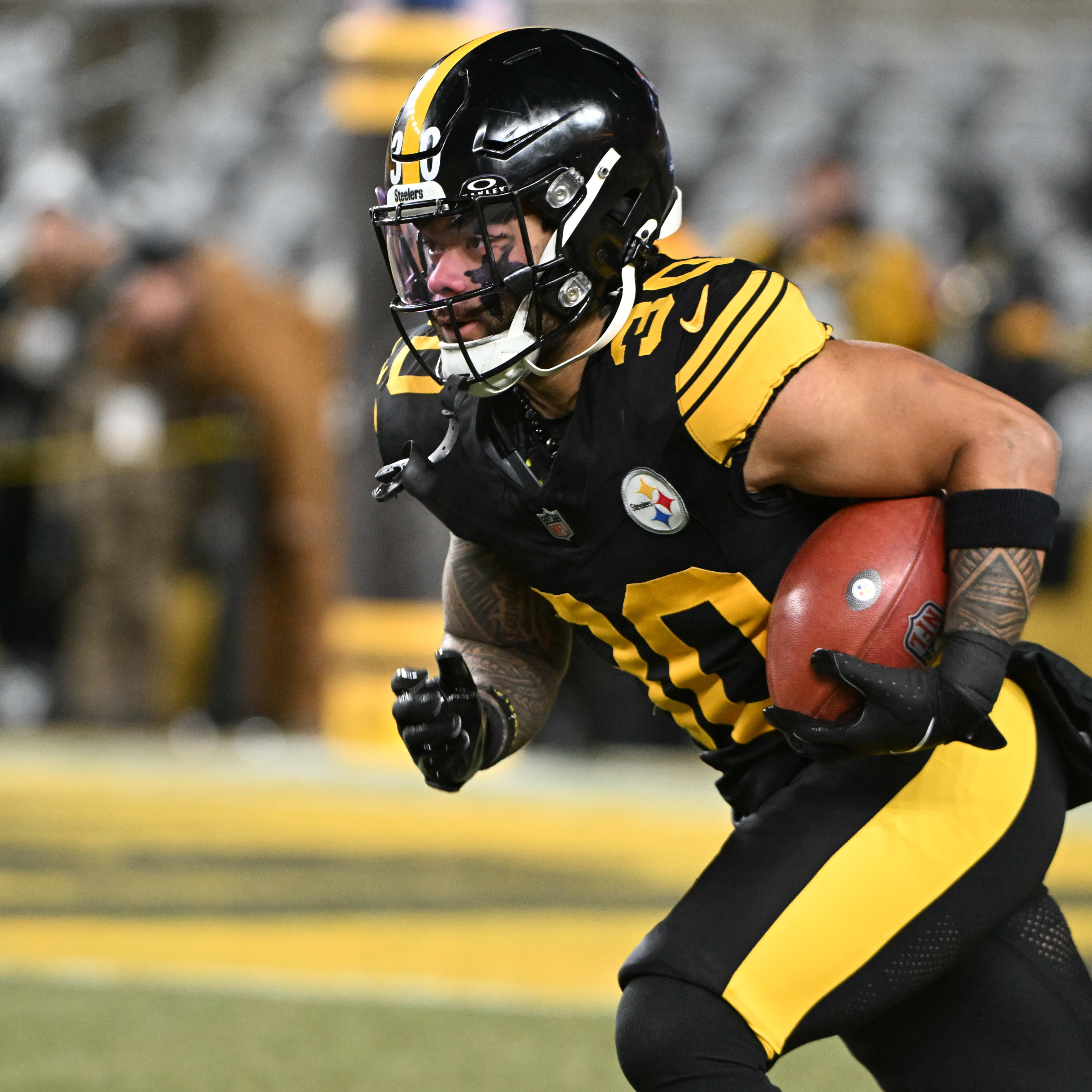 Fantasy Football Week 17 Running Back PPR Rankings: Which RBs Should You Start?